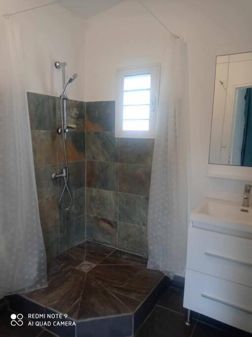 סן-לו Loue Bungalow Climatise Proche Lagon מראה חיצוני תמונה